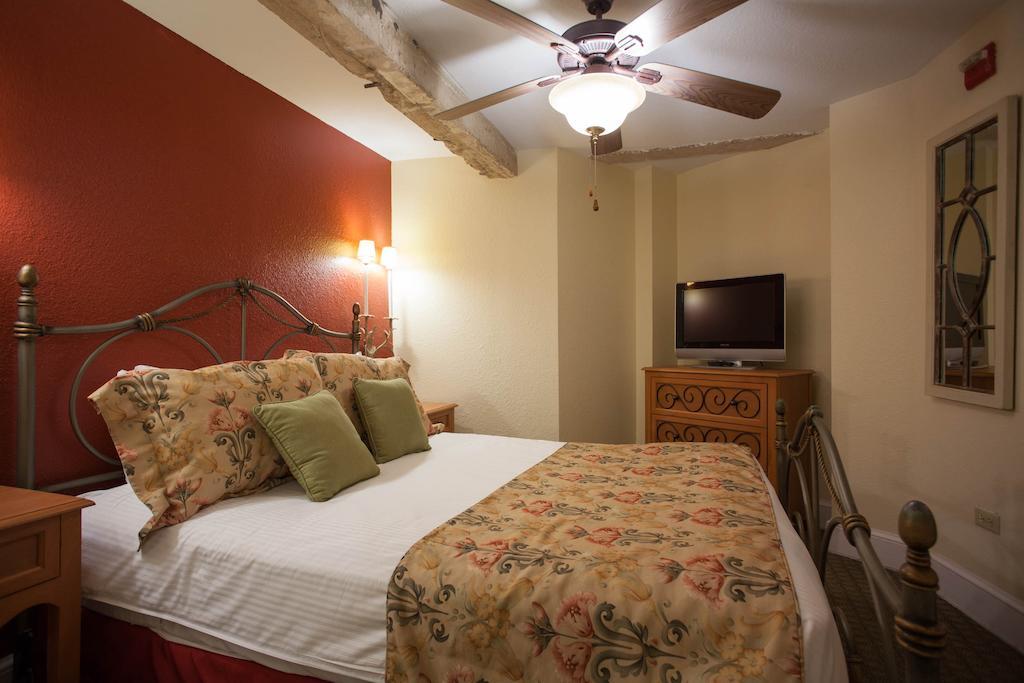 Resort Club Wyndham Riverside 3*